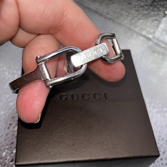 🎁Gucci Bracelet Watch w/Original Gucci gift Box🎁 - Picture 6 of 6